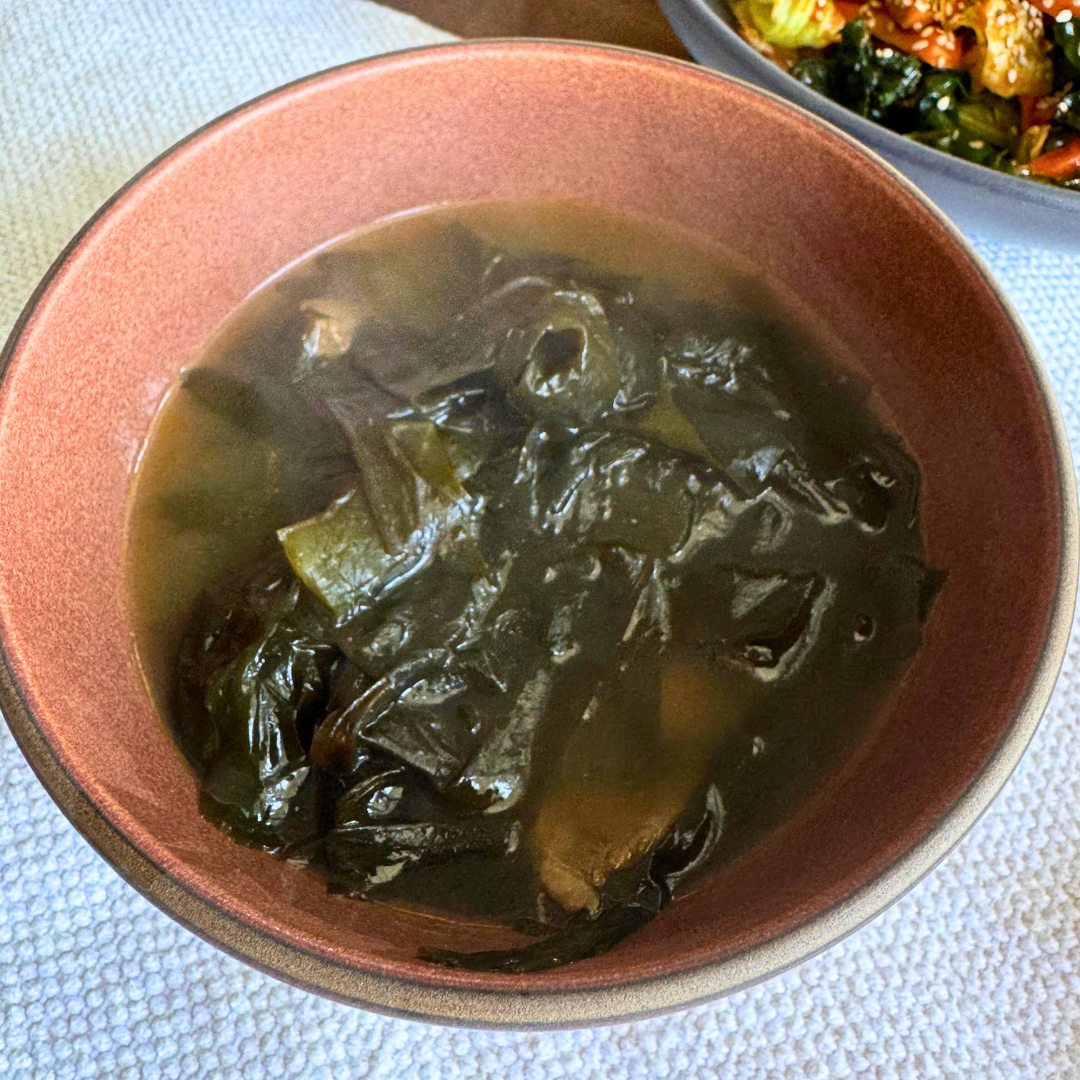 Super Savory Seaweed Soup